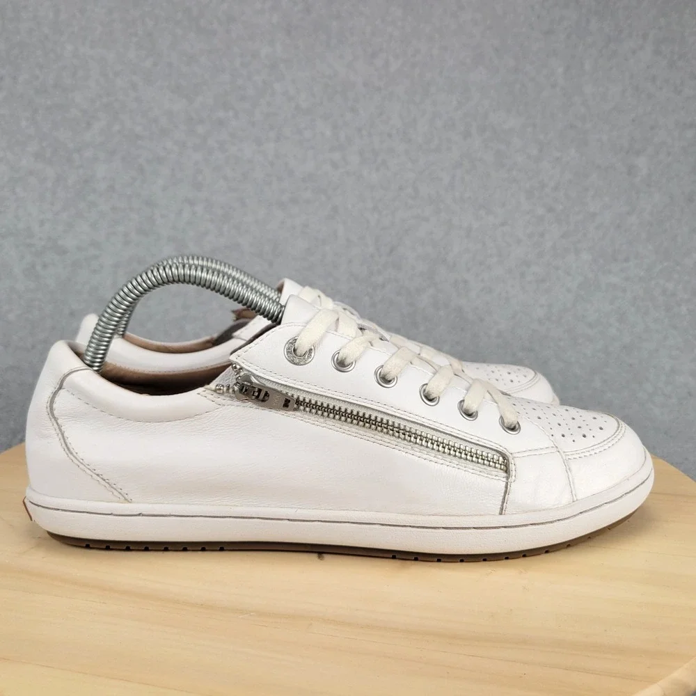 Taos Zipster Sneakers Women Size 10 White Leather Side Zip Low Top ZTR-14098
